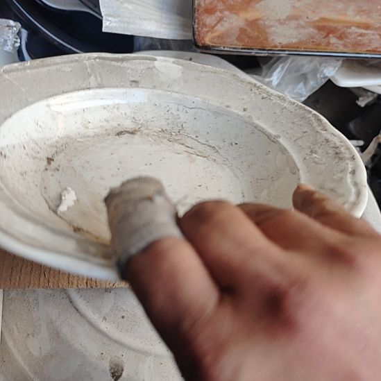 瓷发两个草帽汤盘口径23