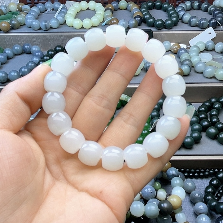 手链未镶嵌和田玉