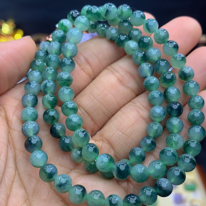 翡翠手链未镶嵌翡翠 6+ 