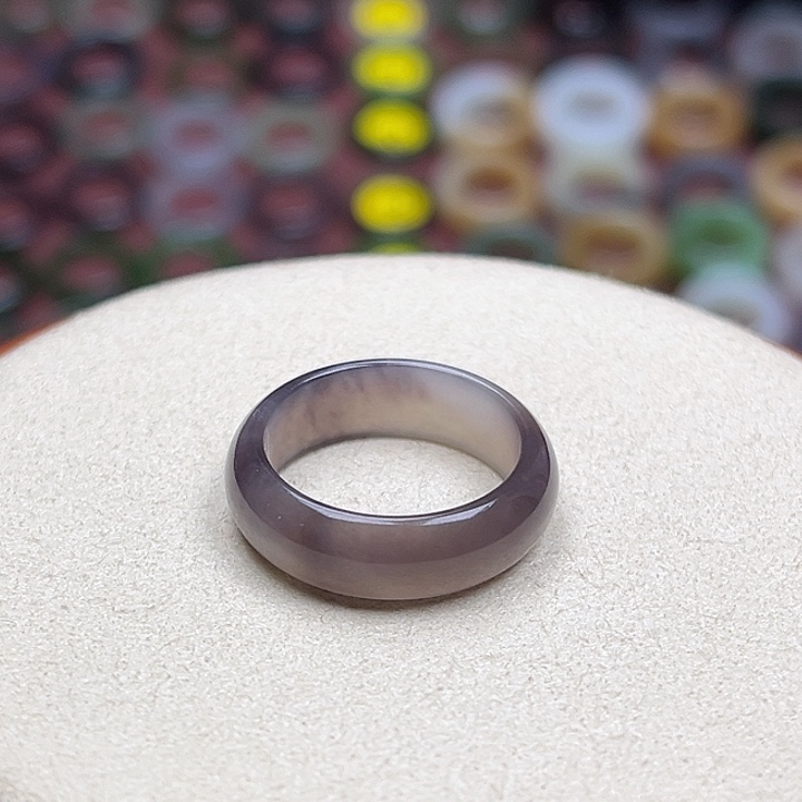 和田玉戒指未镶嵌17.7内径16圈烟紫（无鉴赏