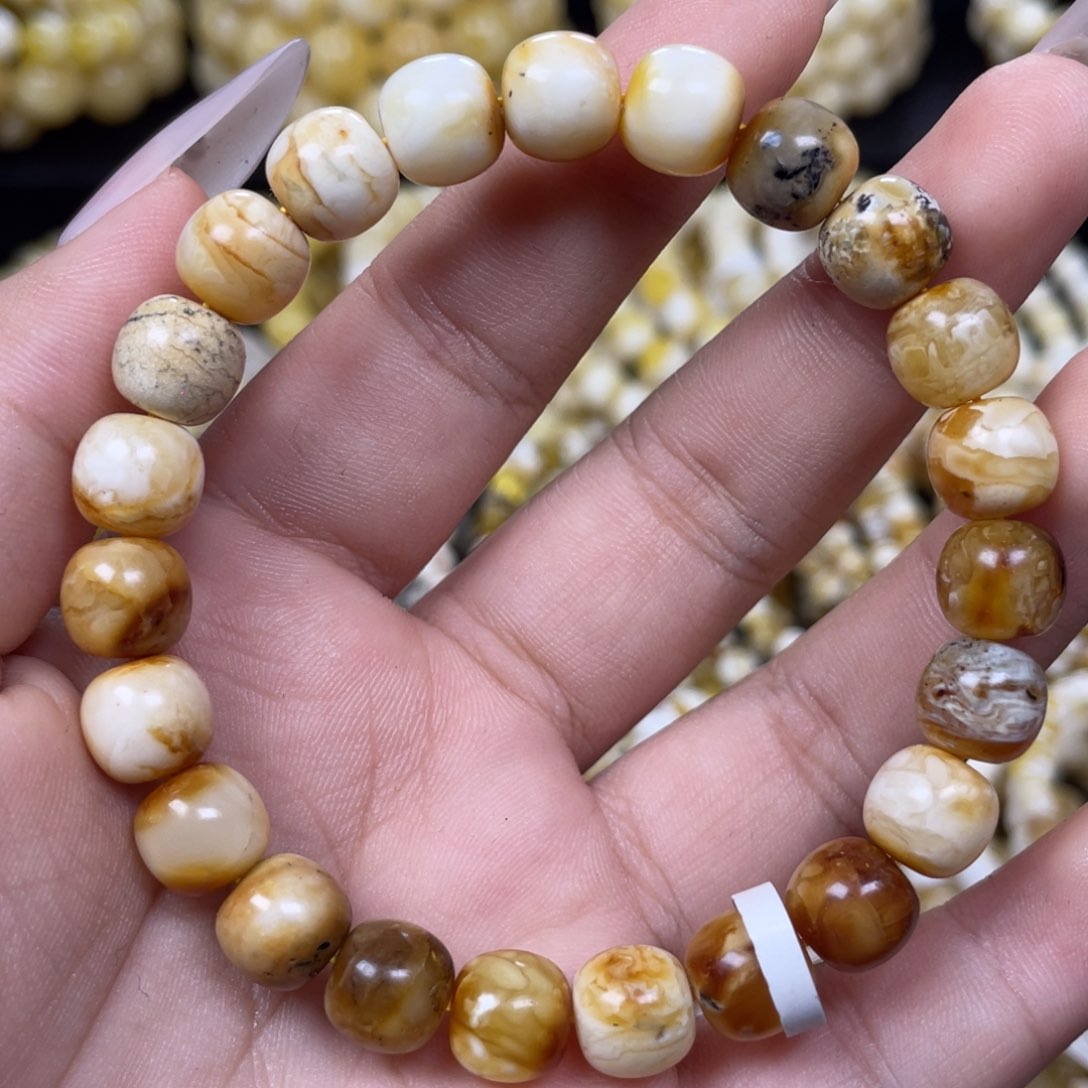 蜜蜡未镶嵌珠宝奇石9m