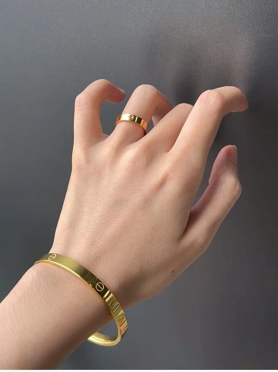 足银手镯 足银 999 卡家一字经典光面闭口金手镯贵妃镯正圆