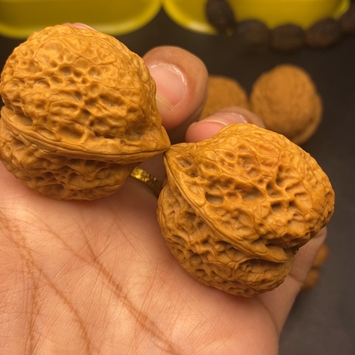 文玩核桃吊坠35尺领头羊金蟾