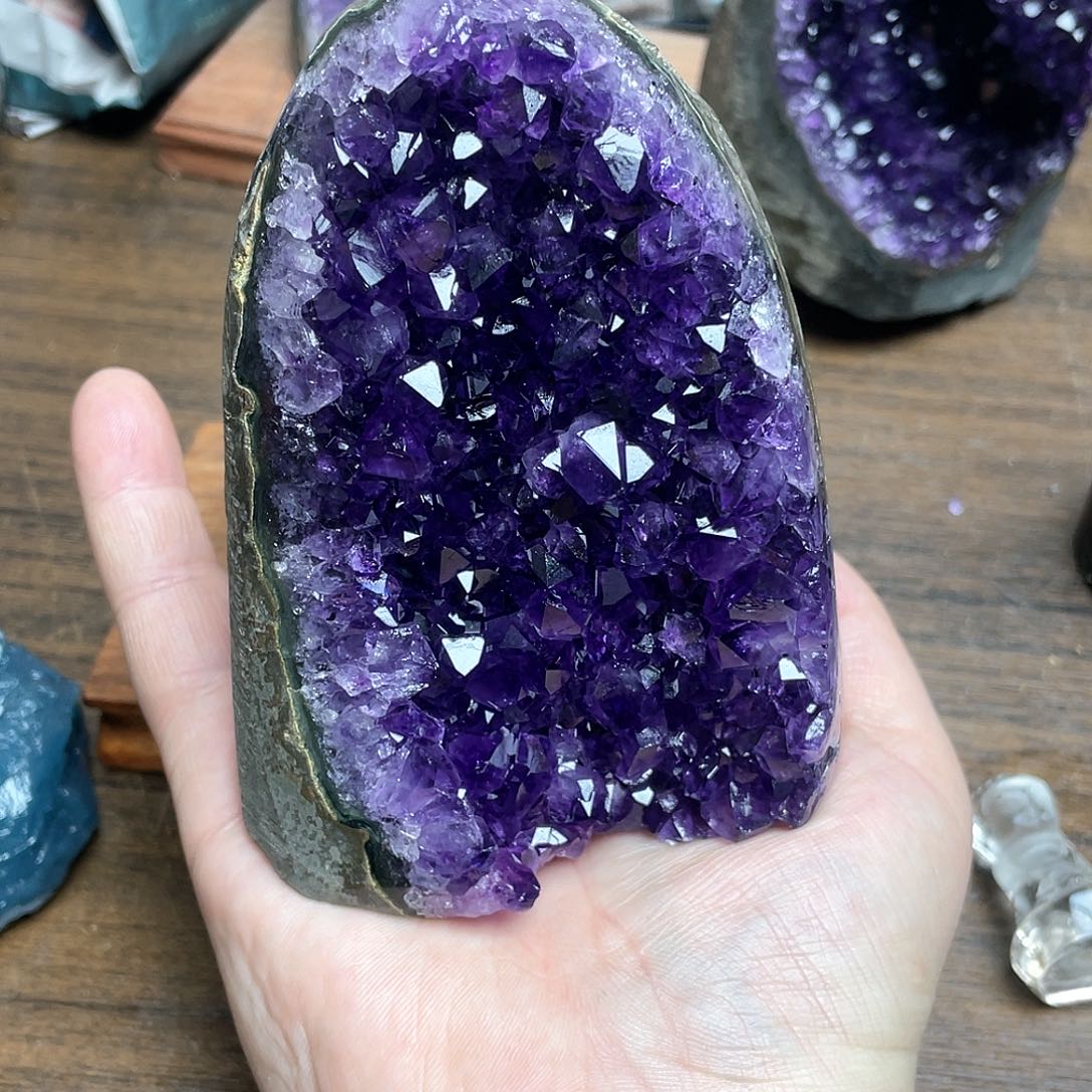 紫晶大型摆件（非配饰）未镶嵌