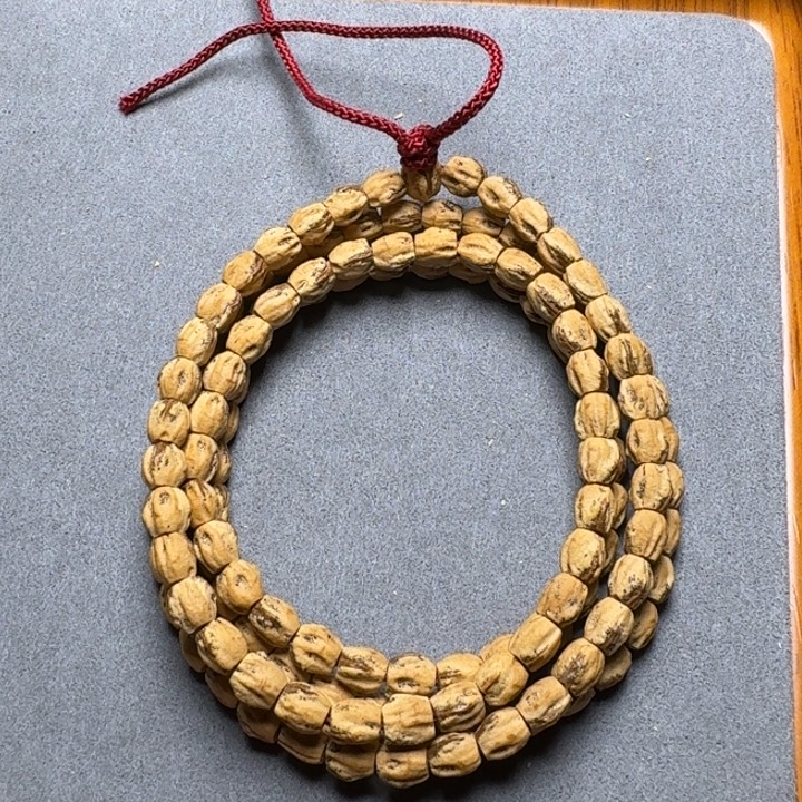 姜***片柏香籽/百香籽吊坠