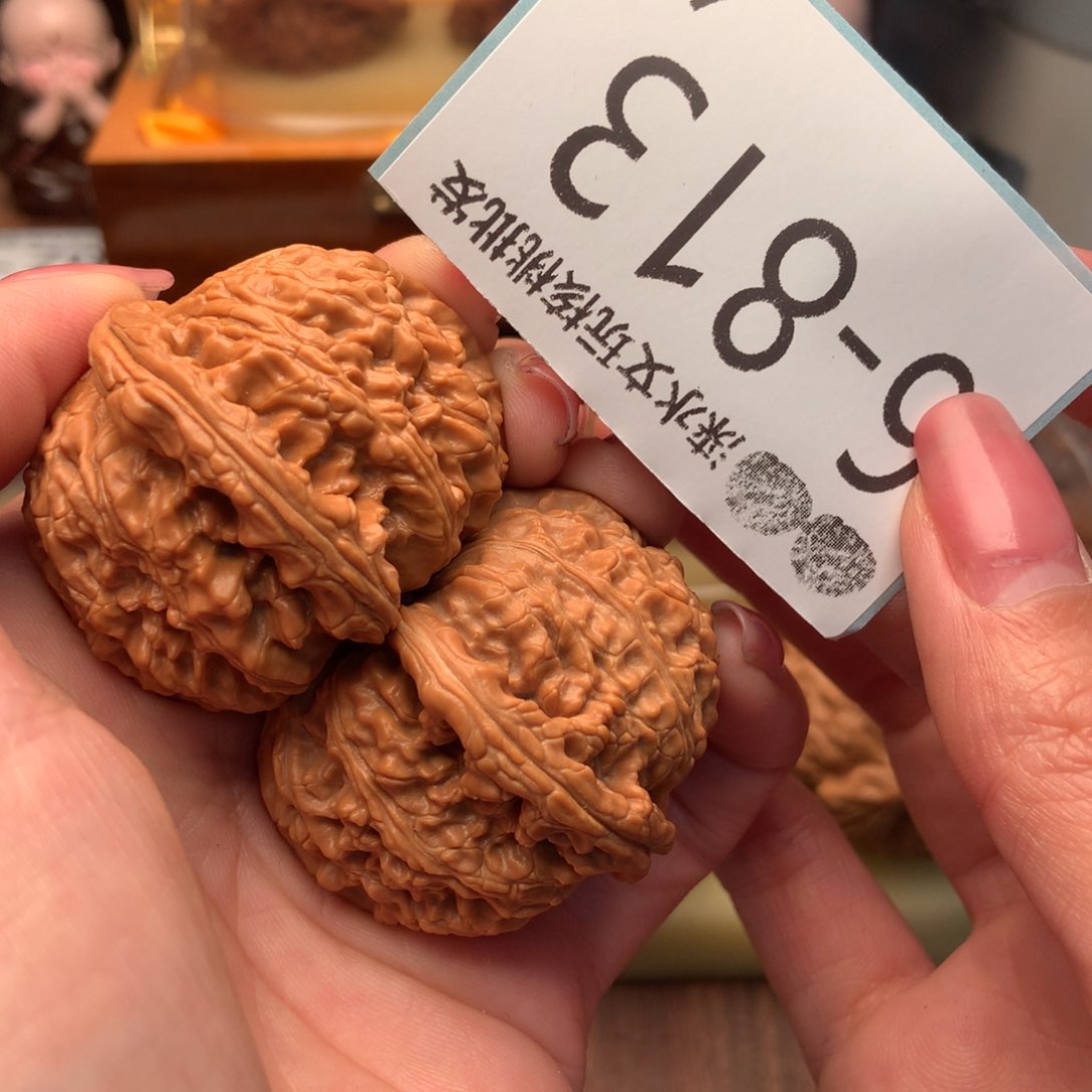 文玩核桃把件43球白