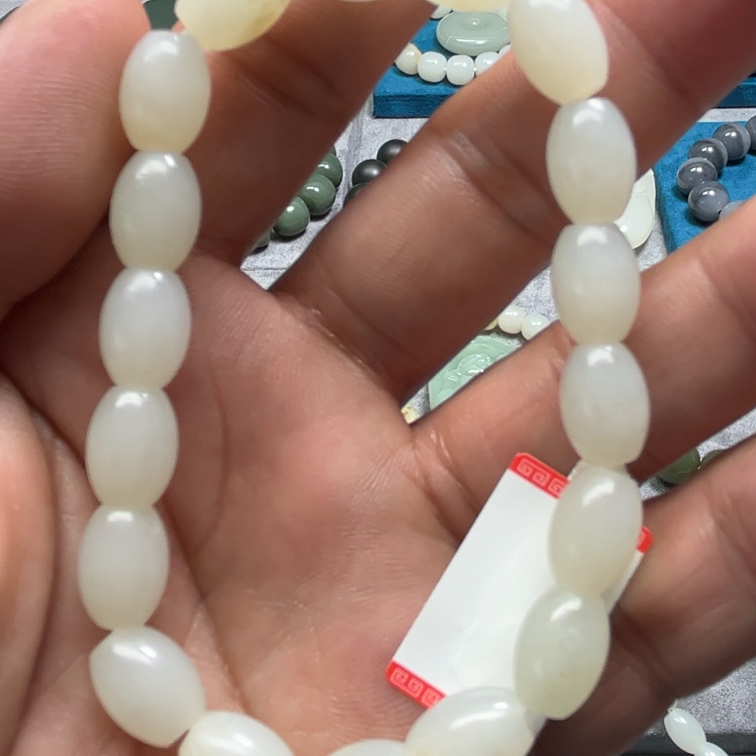 和田玉未镶嵌手链白玉河道料卡8*11