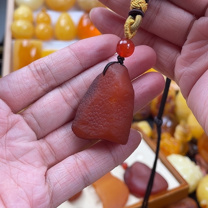 未镶嵌颈饰蜜蜡蜜蜡