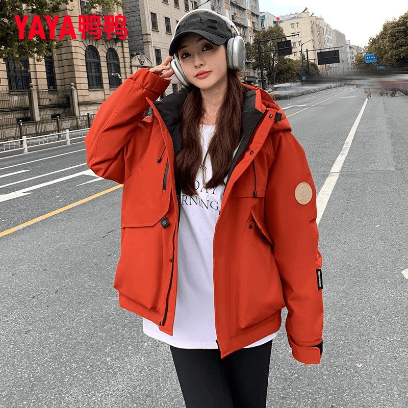 YAYA/鸭鸭女短款秋冬时尚百搭纯侣保暖外套YE4B006337P