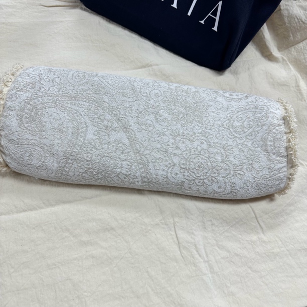 1064 【一觉到天亮】亚麻荆轲子枕头欧式花  带拉链可拆卸款