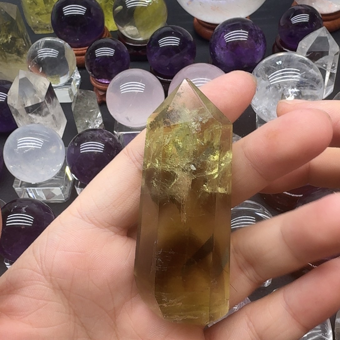 未镶嵌珠宝半成品黄晶