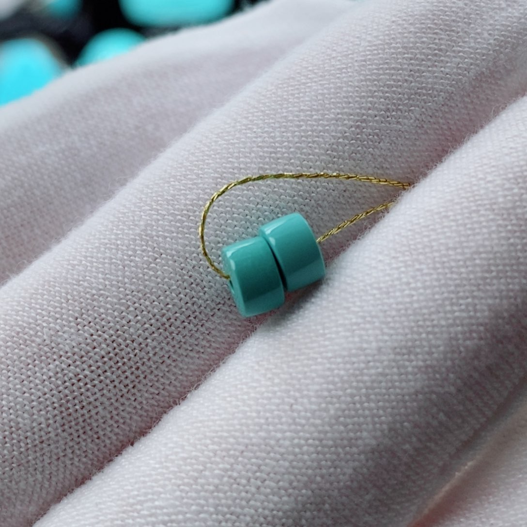 绿松石配饰未镶嵌