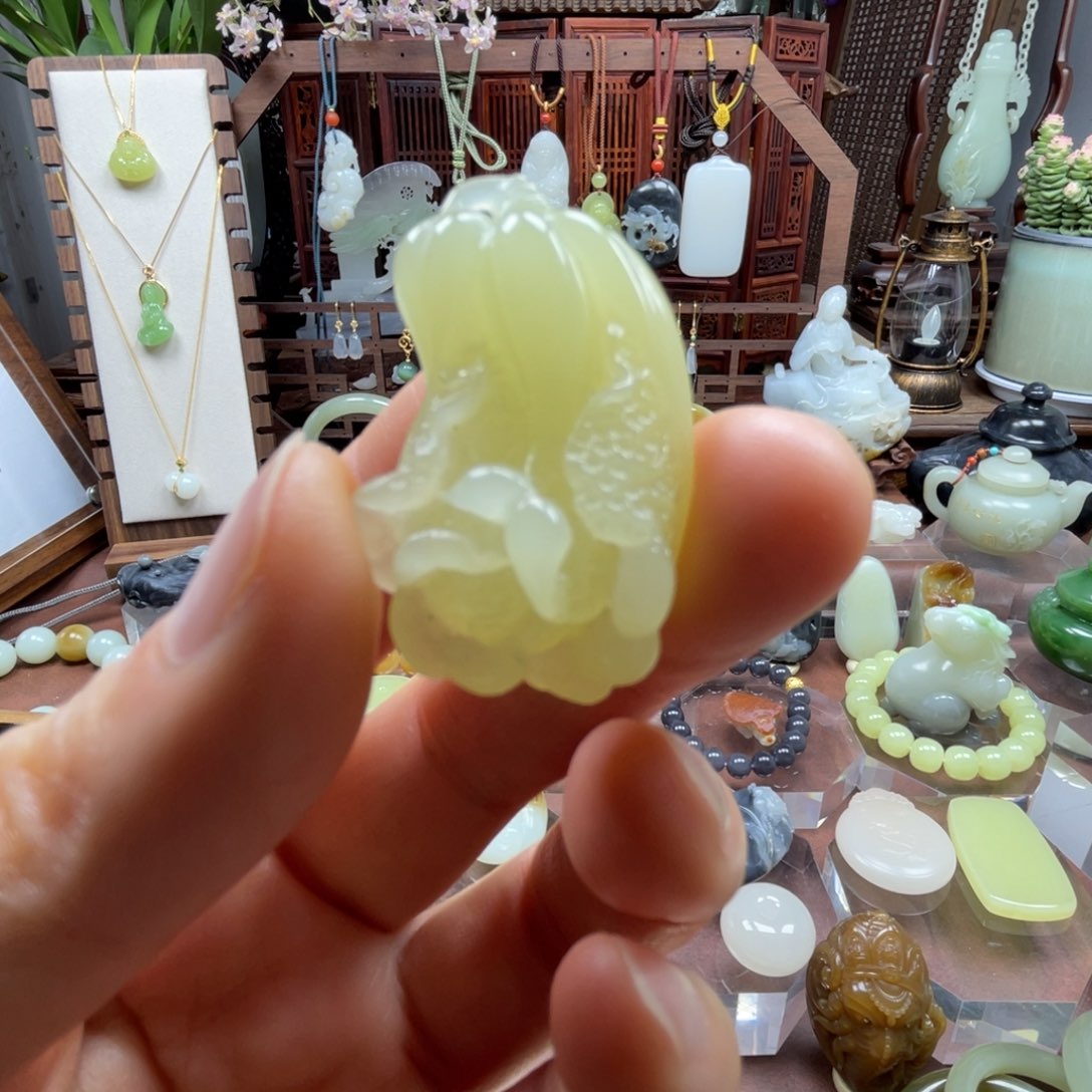 和田玉未镶嵌挂件