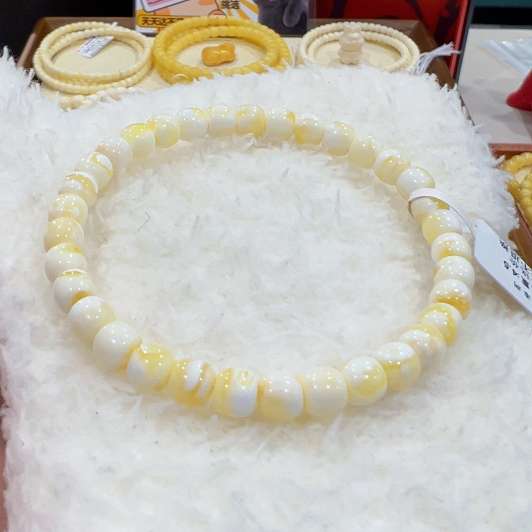 蜜蜡手链未镶嵌w****-6m 金漆白未品控