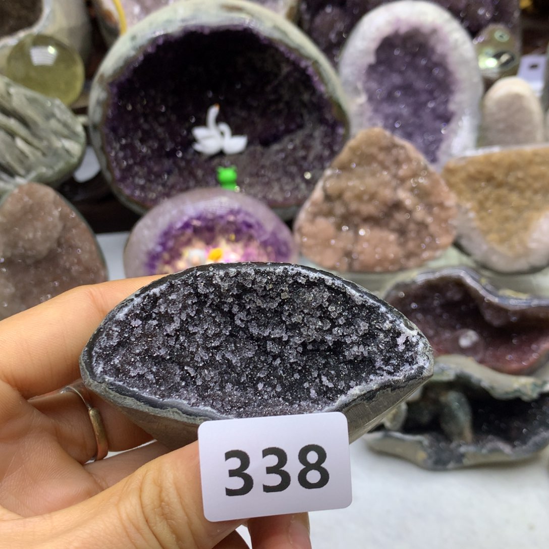 紫晶大型摆件（非配饰）未镶嵌