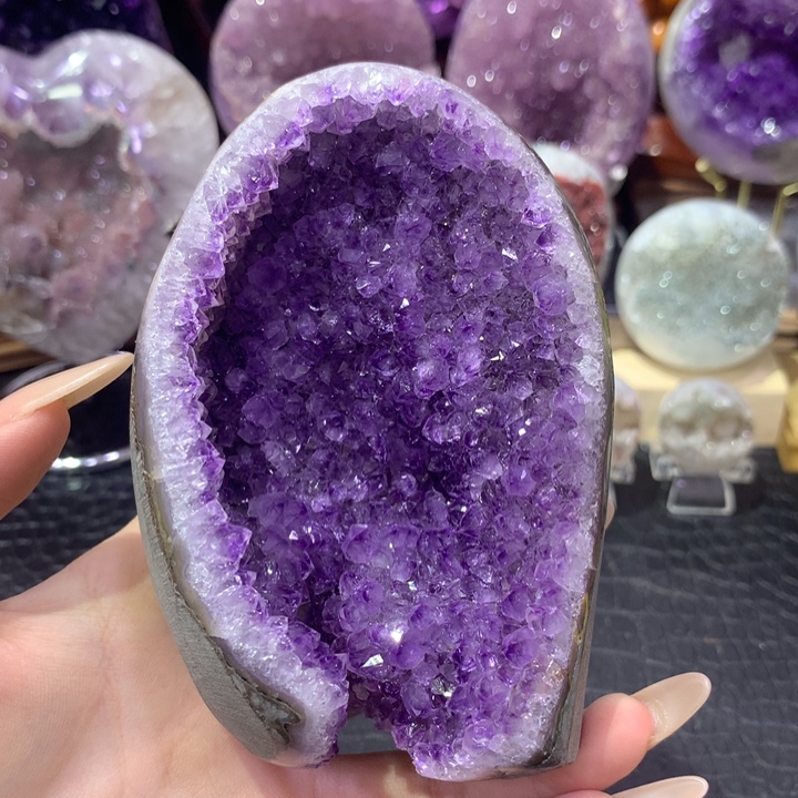 紫晶珠宝半成品未镶嵌晶镇