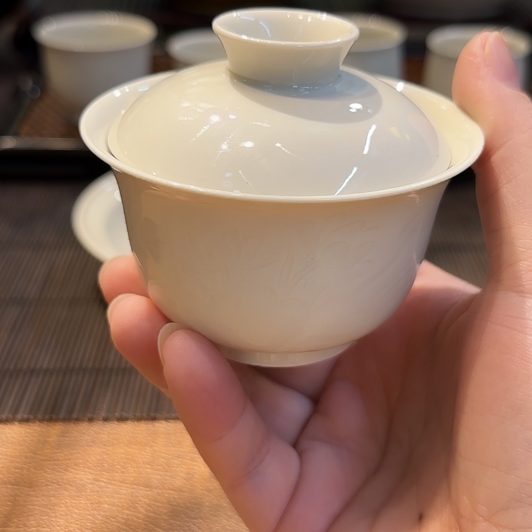 清***7微微瑕小元宝 莲花纹 100ml