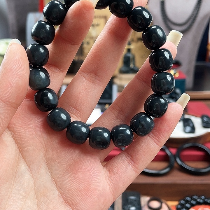 和田玉手串未镶嵌卡12老型福利