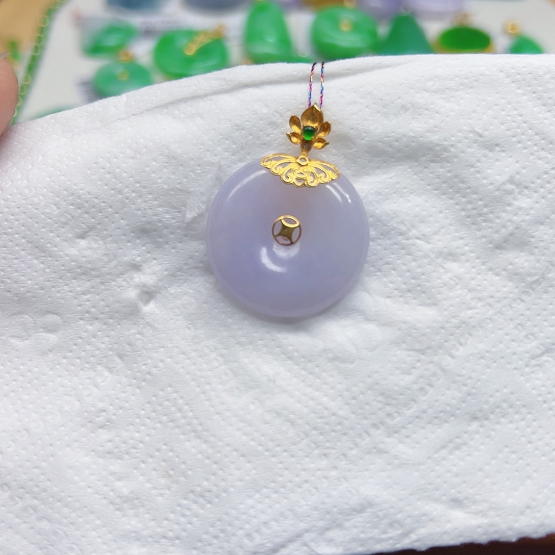 翡翠颈饰18K金镶嵌天然缅料A货一件