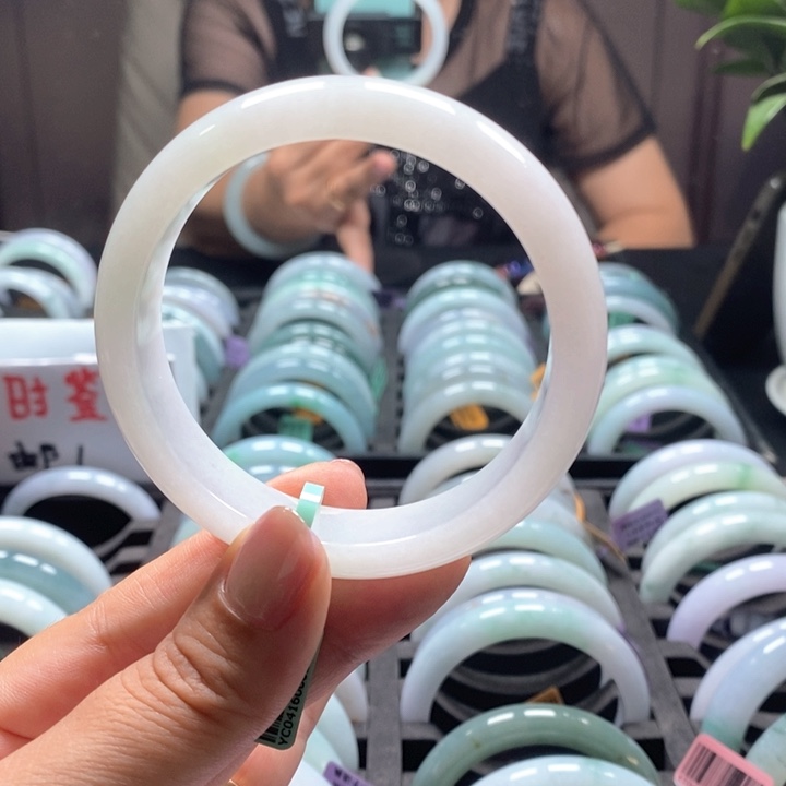 翡翠手镯未镶嵌5号