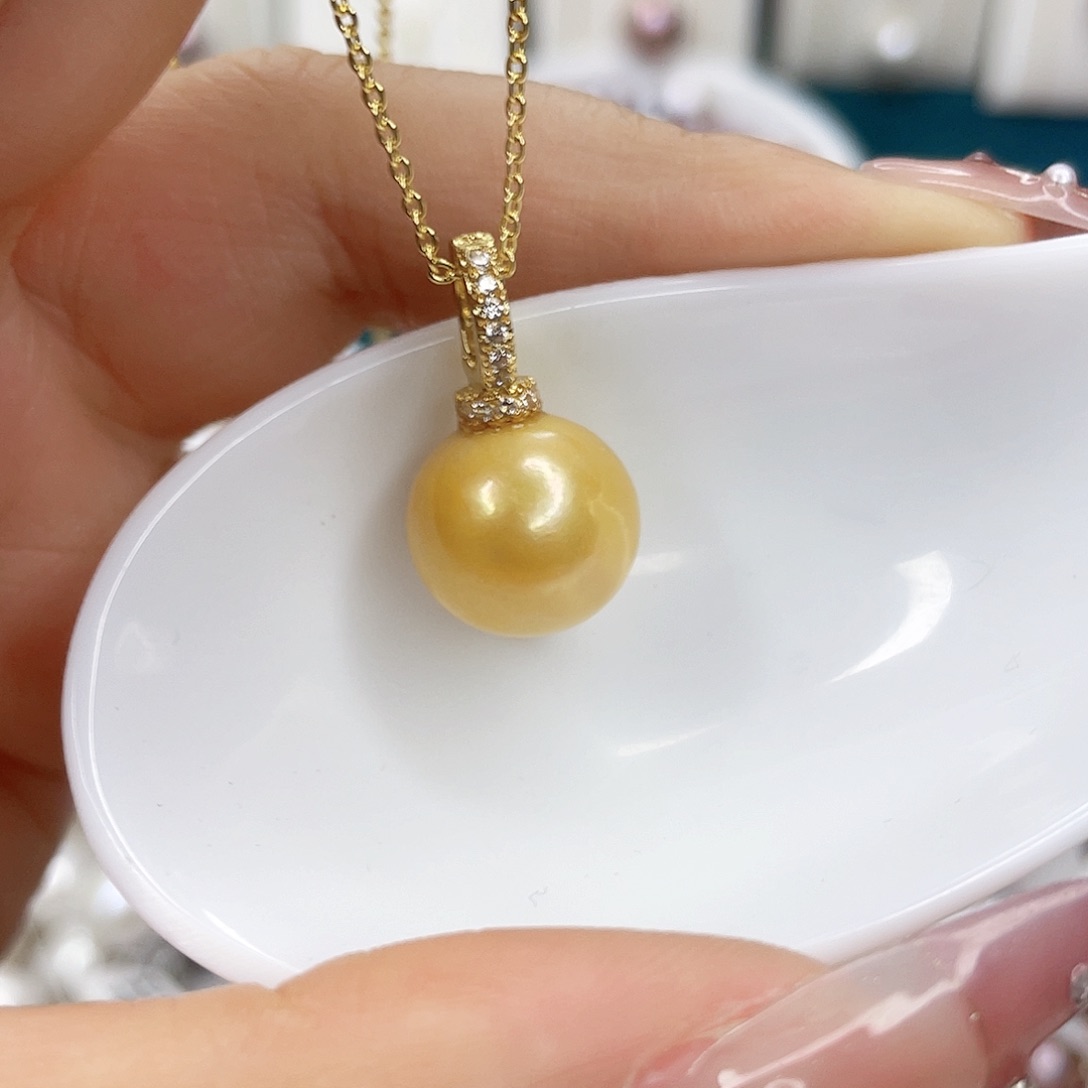 淡水珍珠未镶嵌吊坠(赠链)