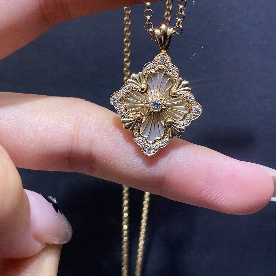 手链18K金镶嵌钻石歌剧院白贝母大号项链