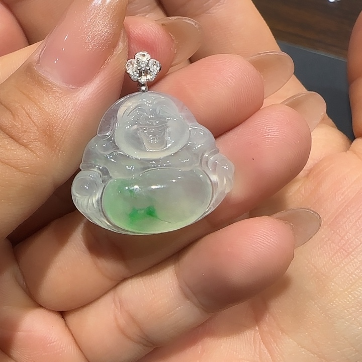 颈饰18K金镶嵌翡翠L佛公