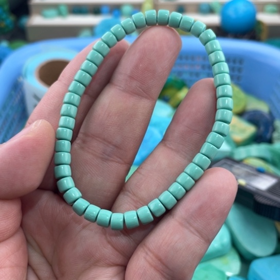 未镶嵌菱锰矿珠宝半成品