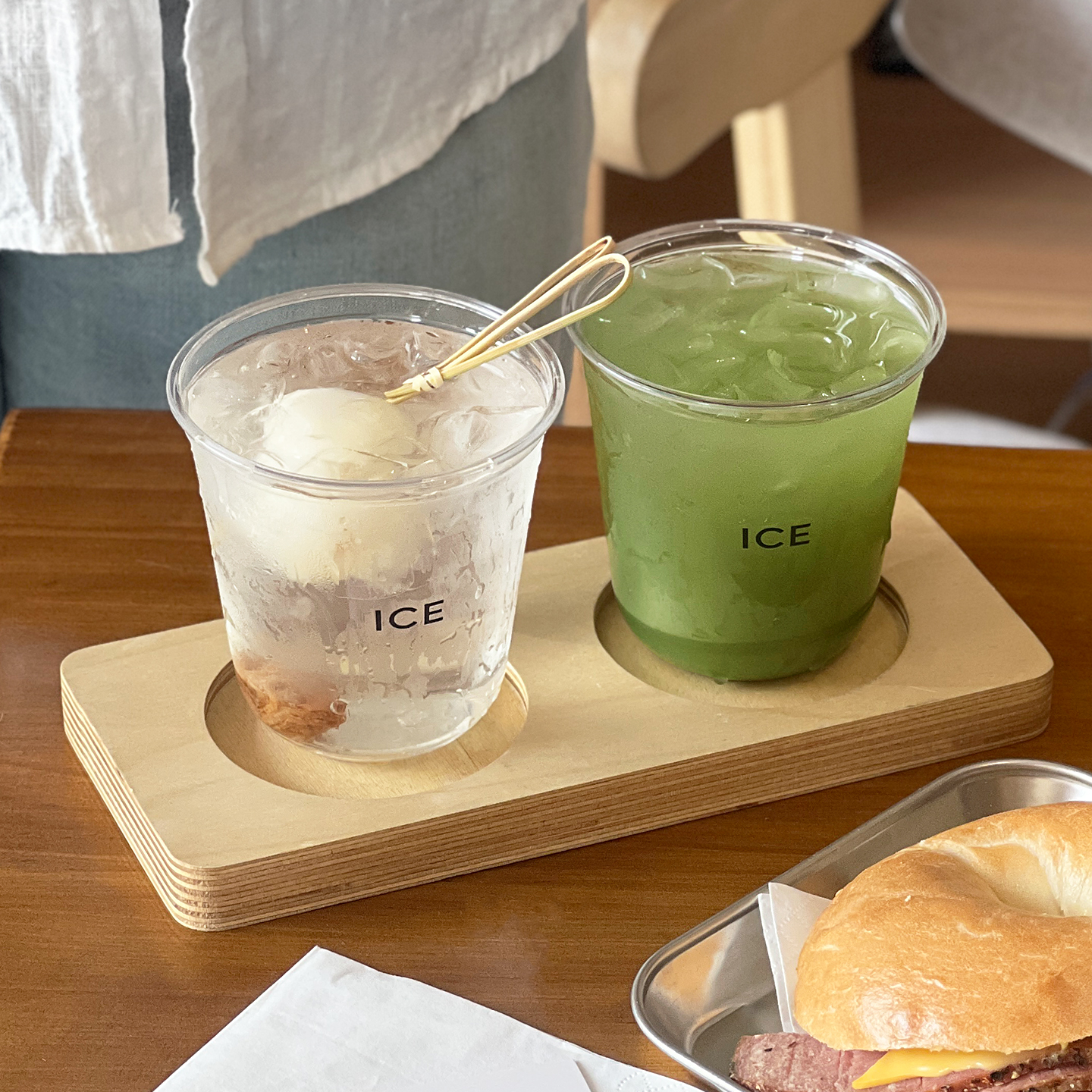 咖啡杯子pet冷饮杯一次性带盖咖啡包装塑杯360ml透明塑料杯定制
