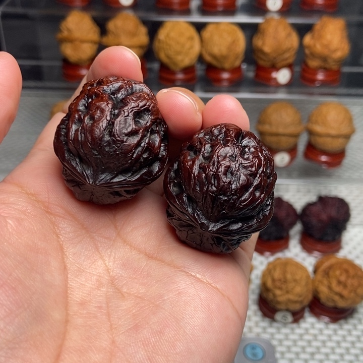 文玩核桃把件粗筋嘎达包17