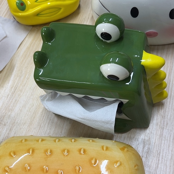 瓷片陶瓷艺术家的作品在国内外展出