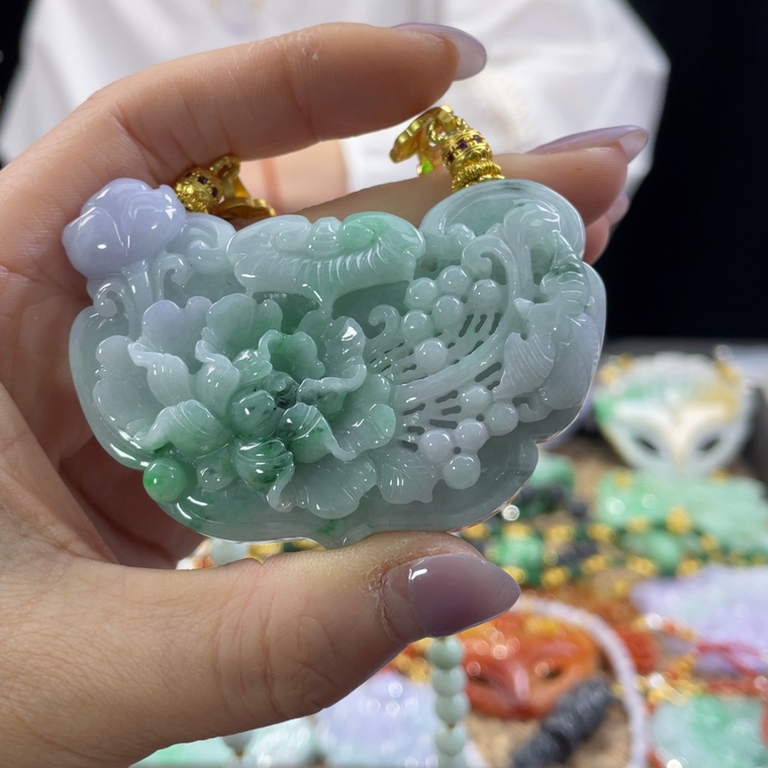 翡翠颈饰未镶嵌代编织