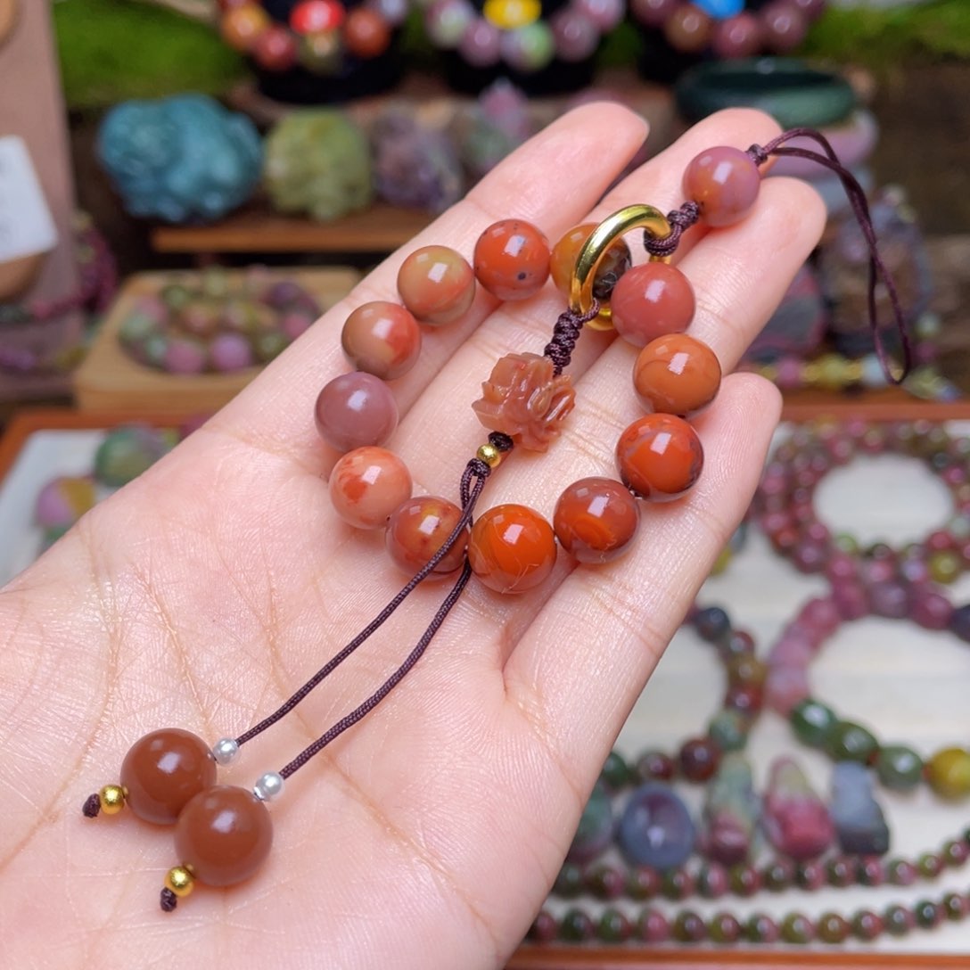 玛瑙/玉髓珠宝半成品未镶嵌盐源玛瑙包浆手机挂包挂车挂