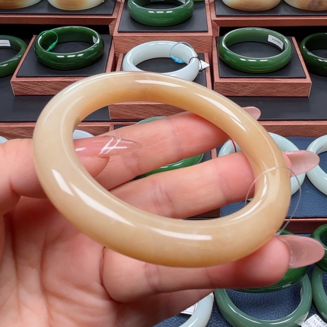 未镶嵌手镯和田玉5657圈口