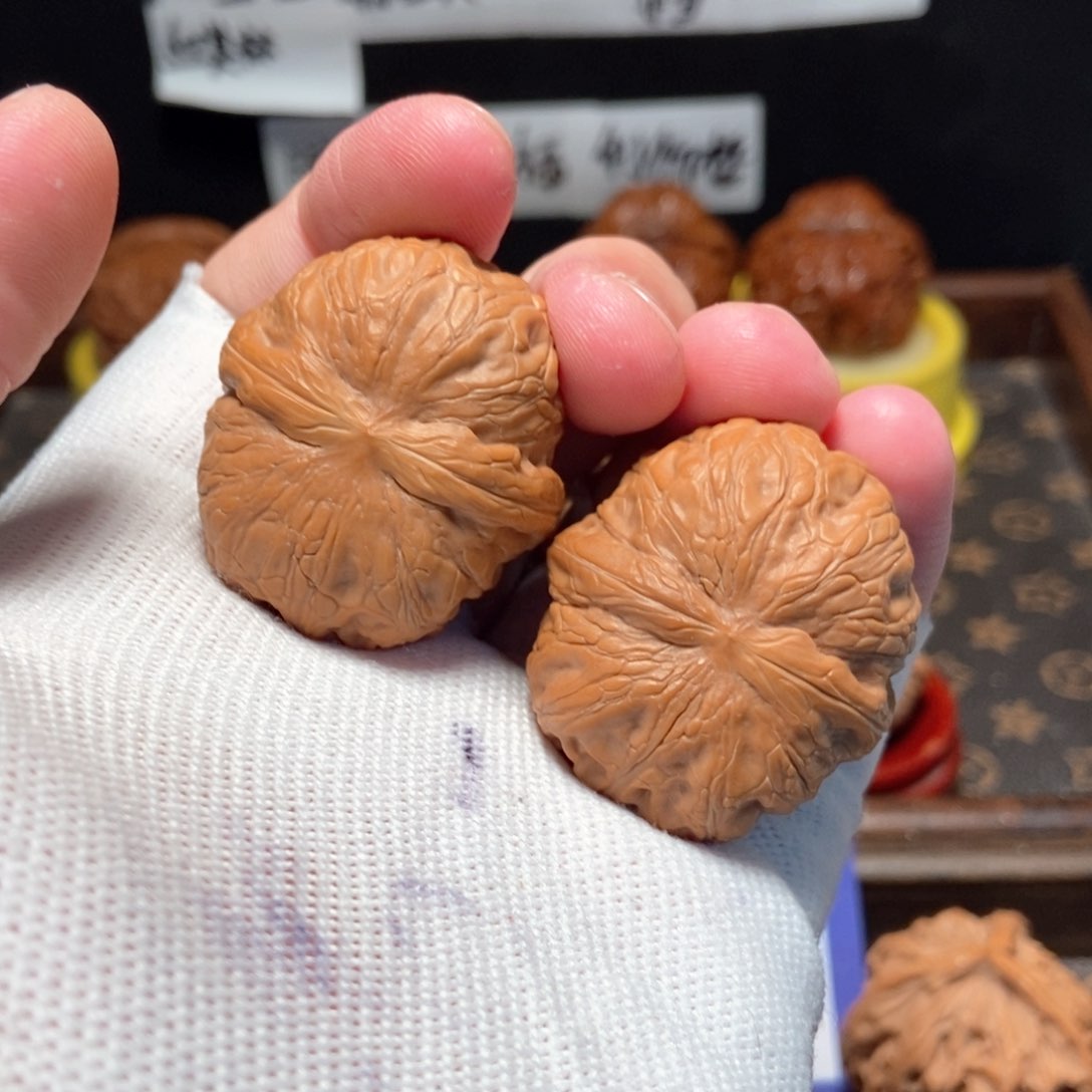 吊坠文玩核桃元宝39尺29