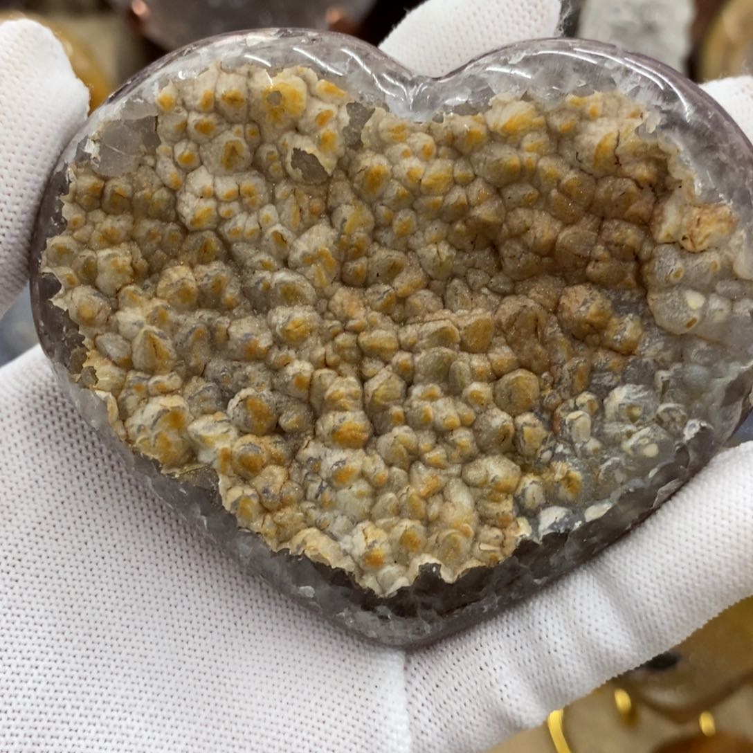 水晶牙软爱心未镶嵌