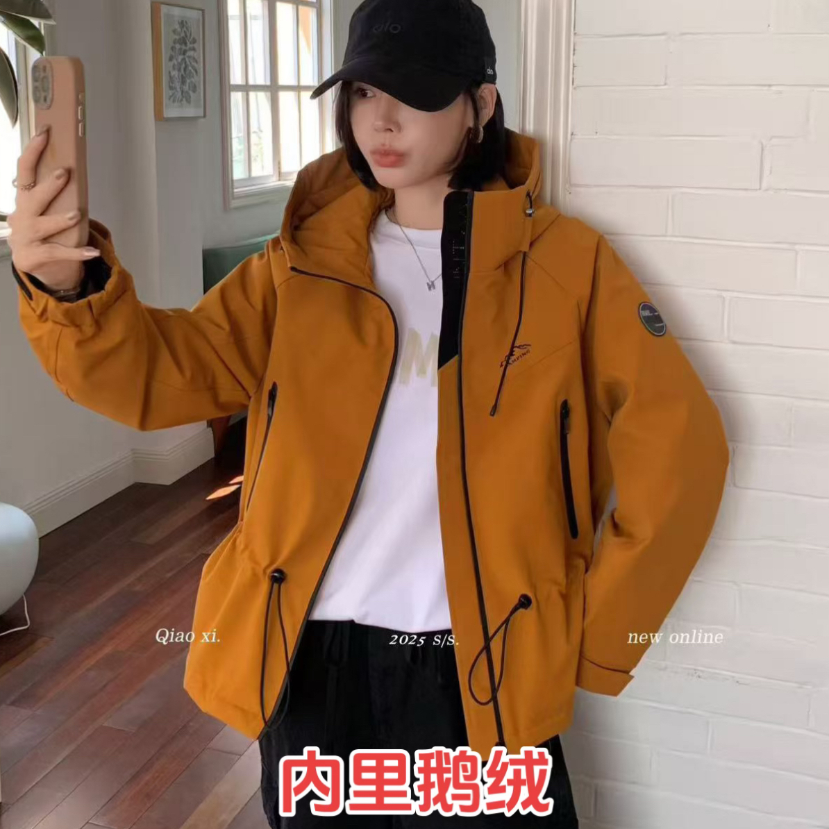 秋冬拉链女连帽短外套棕色短款冲锋衣风衣时尚女款运动