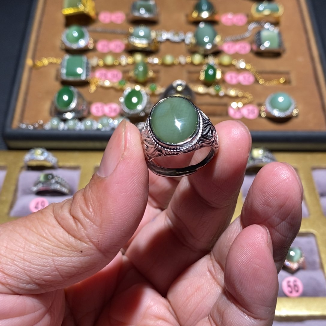 和田玉（碧玉）戒指未镶嵌