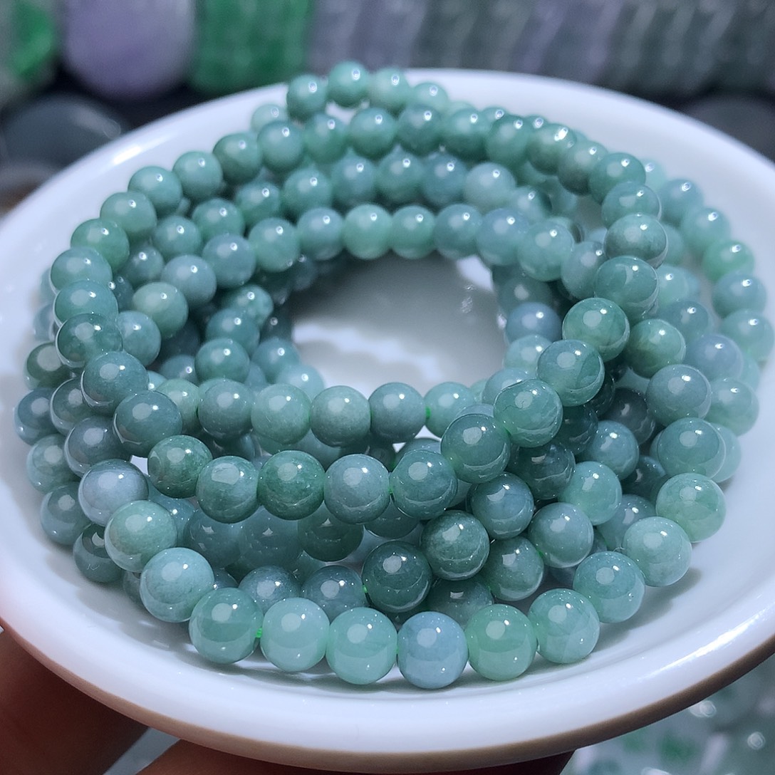 翡翠未镶嵌颈饰发2条