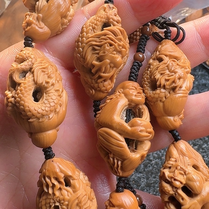 橄榄核吊坠橄榄与龙罗汉