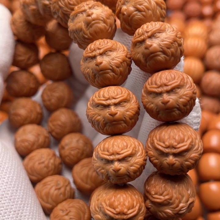 猴头核桃吊坠B****n斗战胜佛