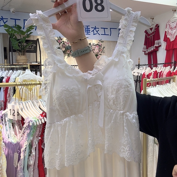 三醋酯纤维吊带睡裙