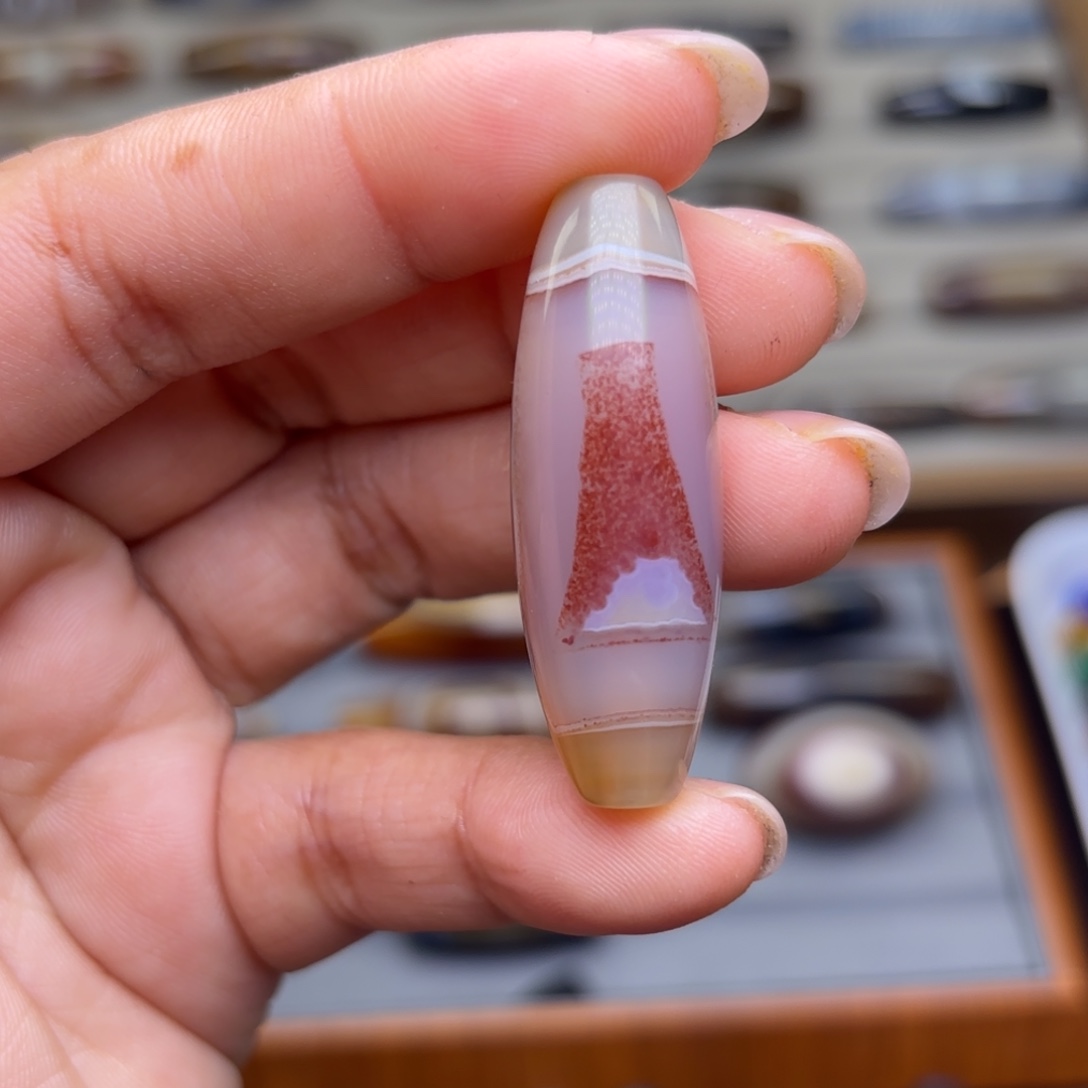 老***灯玛瑙/玉髓未镶嵌颈饰