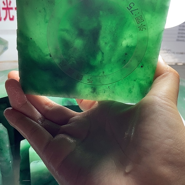 精***业定制石英质玉（非洲翠）