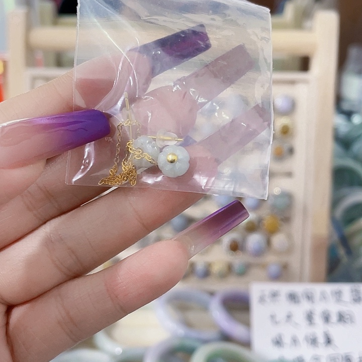 颈饰未镶嵌翡翠天然翡翠Ａ货