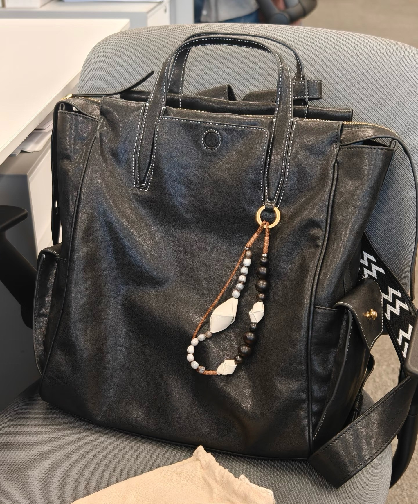 中性书包秋冬季旅游出行双肩包