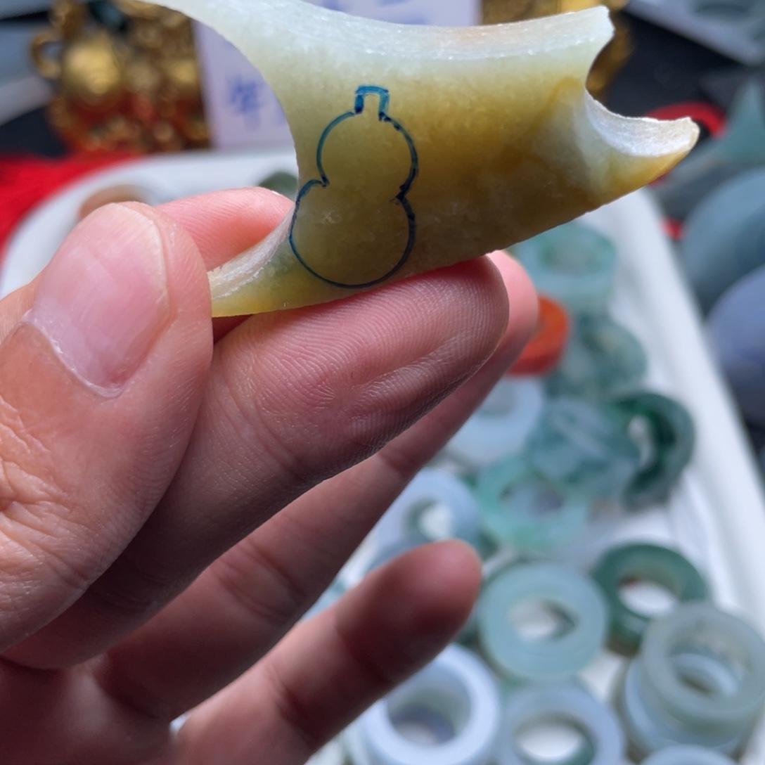 定制翡翠未镶嵌天然翡翠