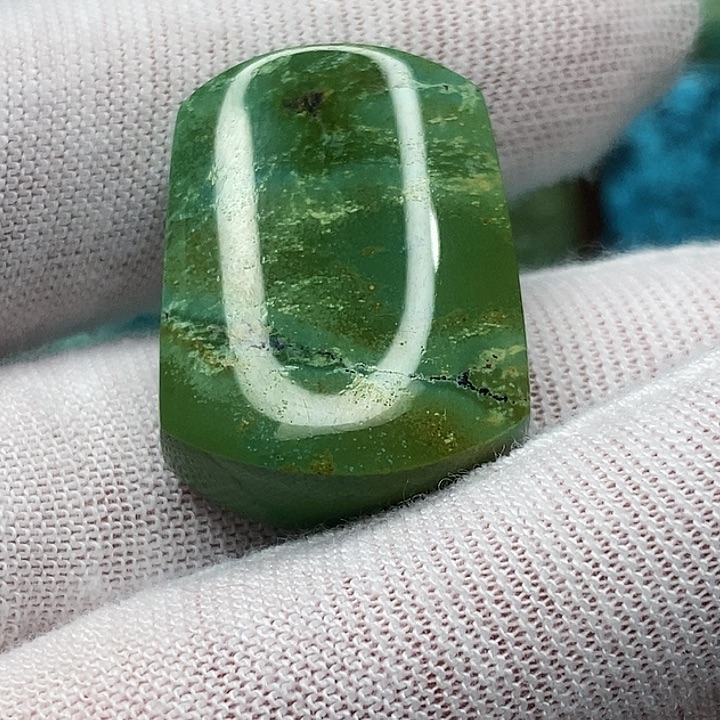 绿松石未镶嵌天然原矿 地大质检