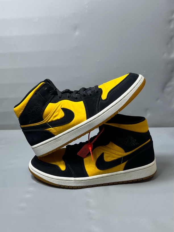 42码 9新/air jordan1新欢/板鞋 公价1299