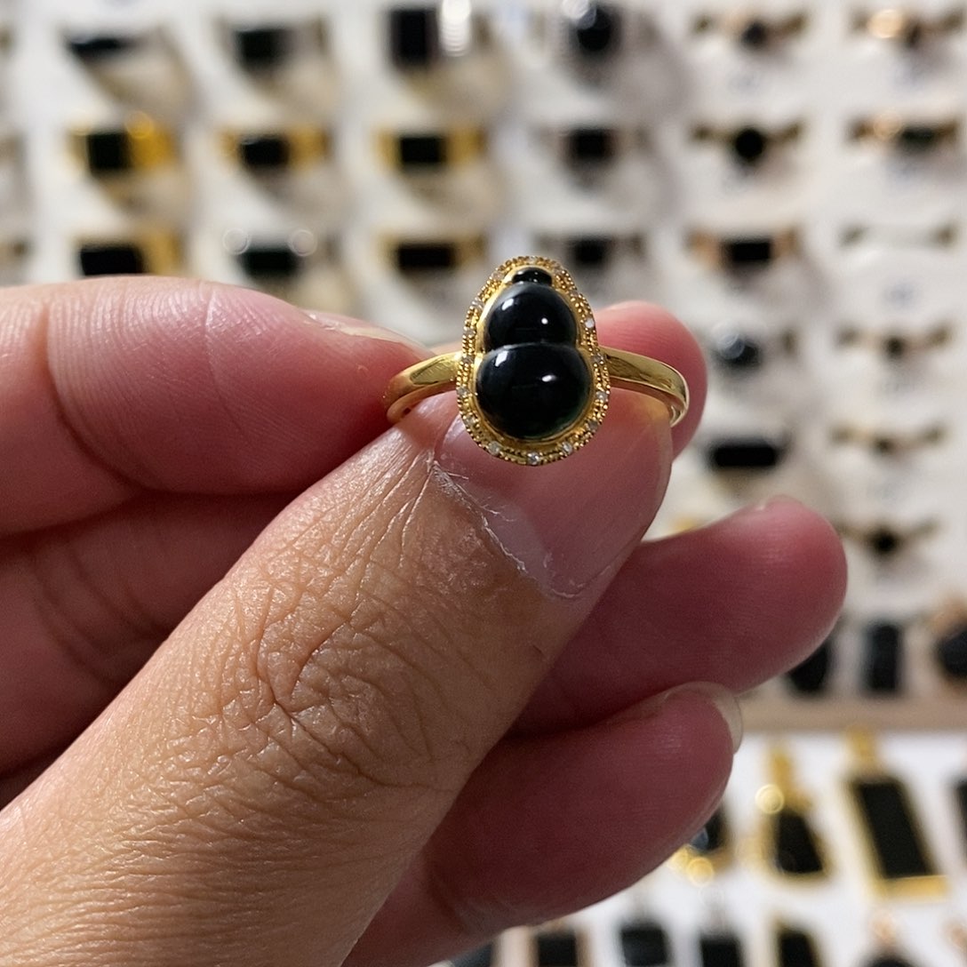 翡翠手链未镶嵌墨翠